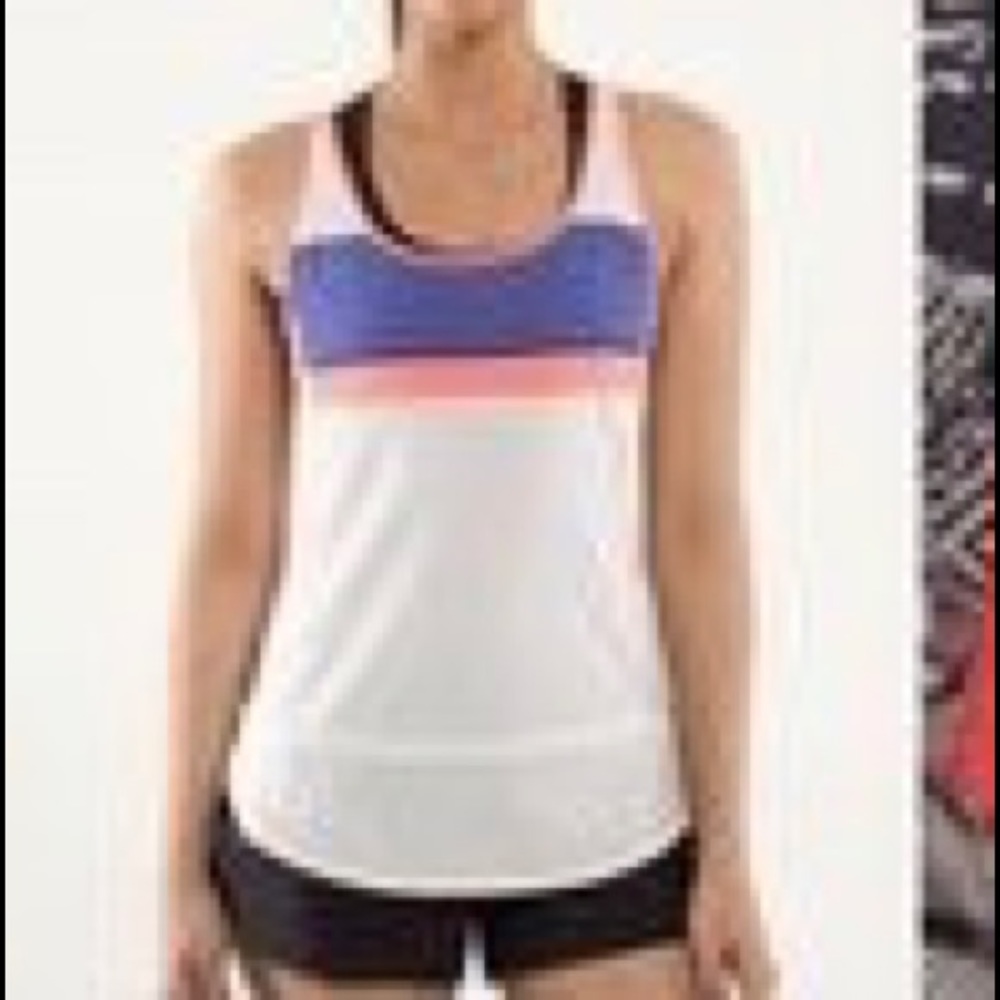 Lululemon Seawheeze mod moves tank top
